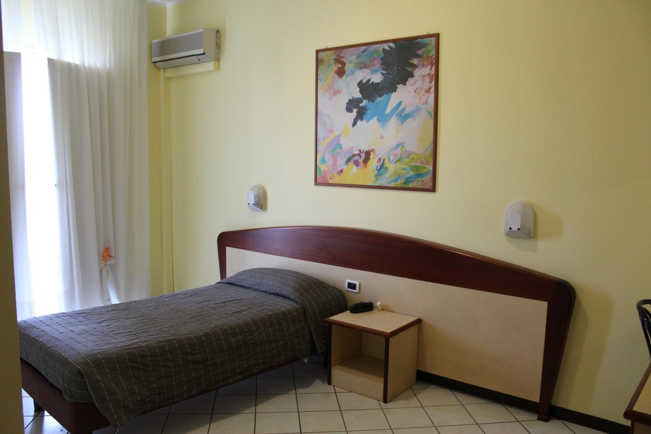 Albergo Sirena Bazzano Екстериор снимка