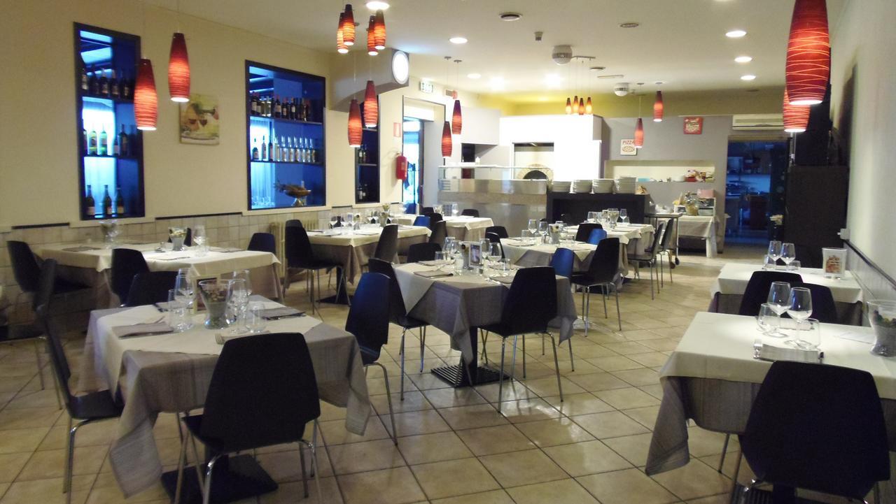 Albergo Sirena Bazzano Екстериор снимка
