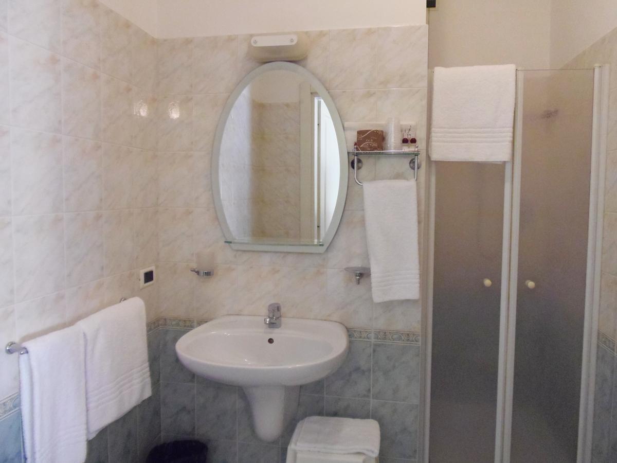 Albergo Sirena Bazzano Екстериор снимка