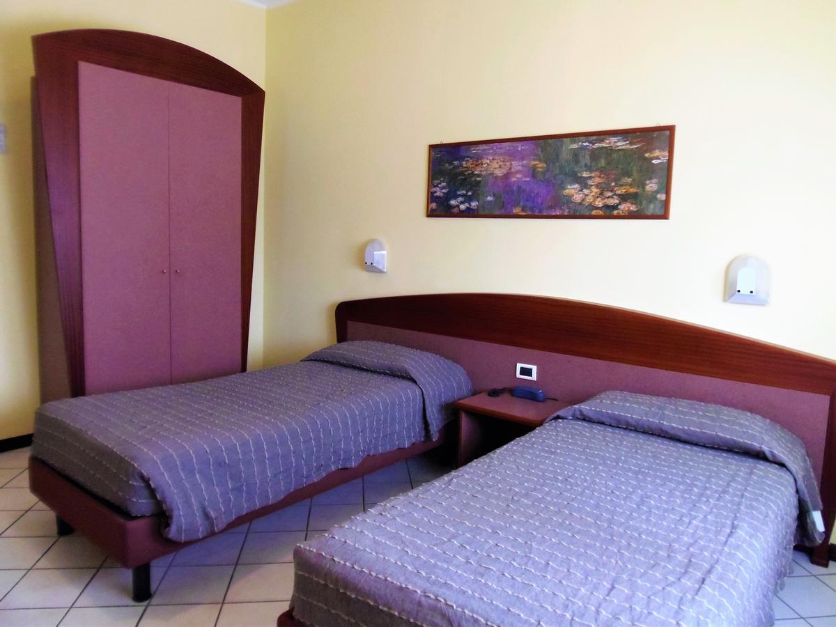 Albergo Sirena Bazzano Екстериор снимка