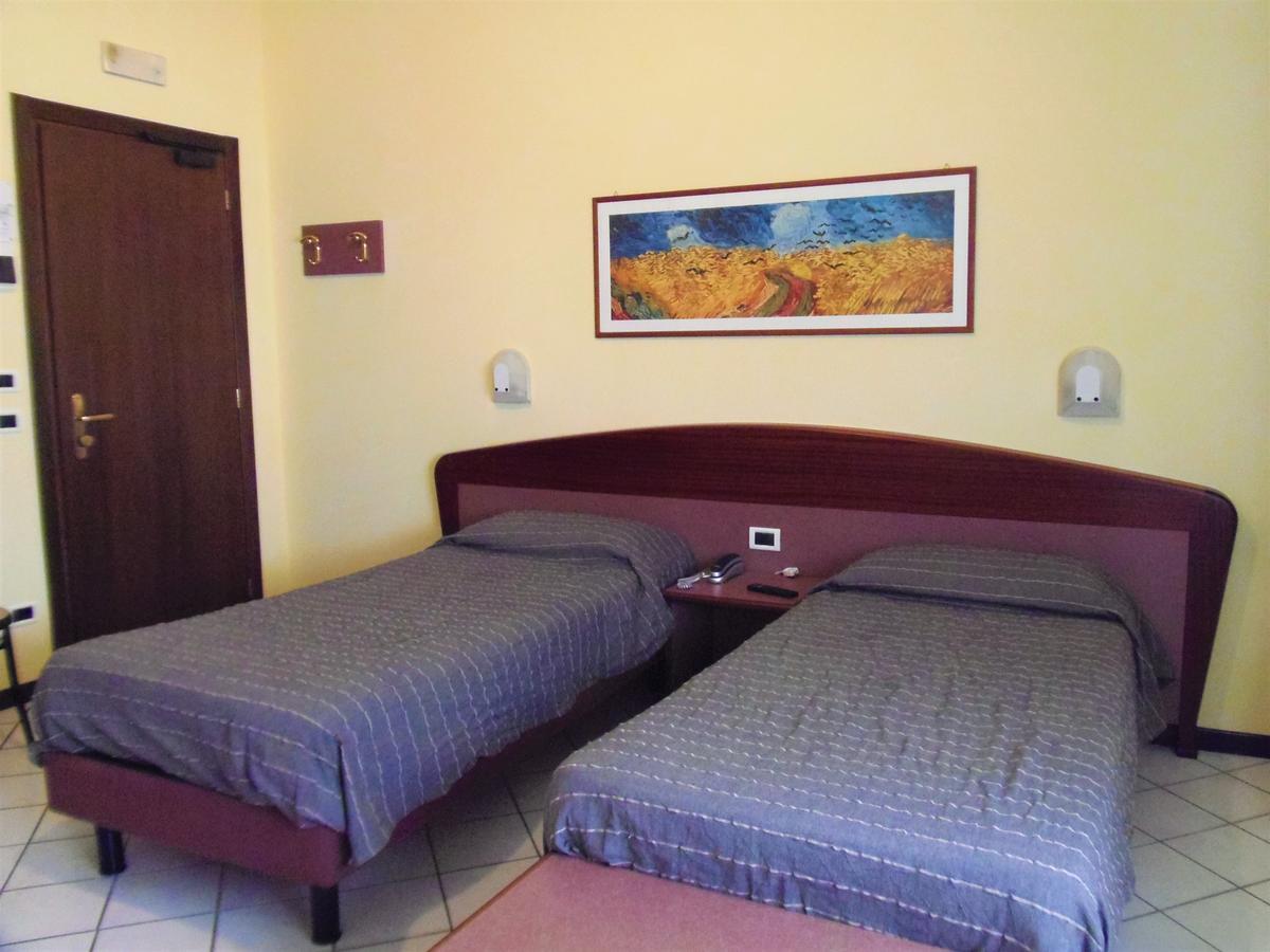 Albergo Sirena Bazzano Екстериор снимка
