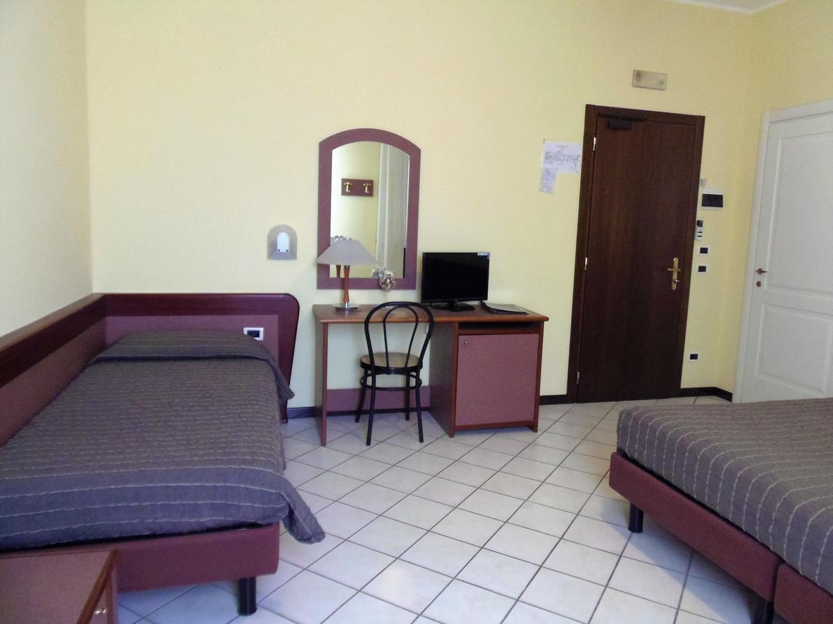 Albergo Sirena Bazzano Екстериор снимка