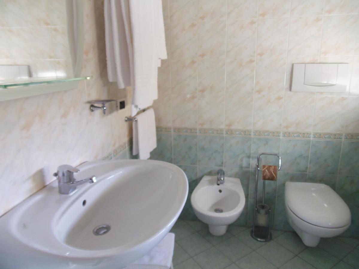 Albergo Sirena Bazzano Екстериор снимка